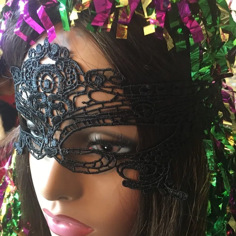 🎃 - 17 Lace Mask!